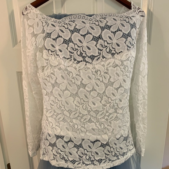 White off the shoulder eyelet lace long sleeve top - Picture 4 of 5